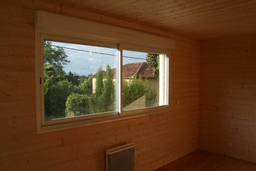 La chambre terminée avec son radiateur