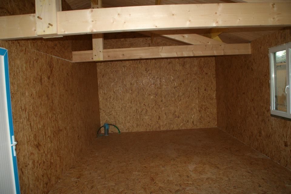 Intérieur du snack doublé en OSB 12 mm
